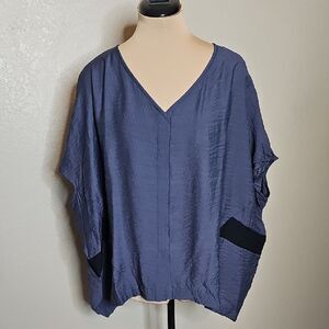 NWT Niche Nilgun Derman Basil Top,  Elegant Blue V-Neck Oversized Women's Small